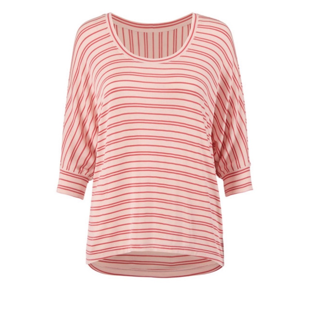 CAbi Tickled Tee 5750 Size Large